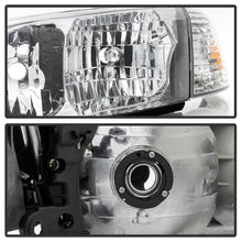 Carica l&#39;immagine nel visualizzatore di Gallery, xTune 00-01 Toyota Camry 4pc OEM Style Headlights w/Corner Lights - Chrome (HD-JH-TCAM00-SET-C)