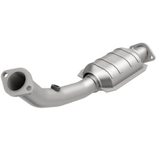 Carica l&#39;immagine nel visualizzatore di Gallery, MagnaFlow Conv DF 96-98 Mazda Mpv Front 3.0L