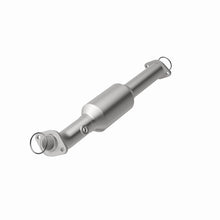Cargar imagen en el visor de la galería, Magnaflow Converter DF 05-11 Toyota Tacoma 4.0L
