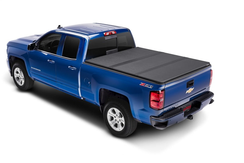 Extang 07-13 Chevy/GMC Silv/Sierra (5ft 8in) Works w/ Track System Solid Fold 2.0