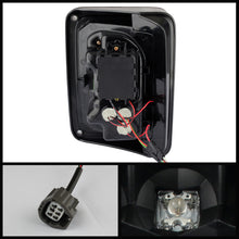 Charger l&#39;image dans la galerie, Spyder Jeep Wrangler 07-15 LED Tail Lights Black ALT-YD-JWA07-LED-BK