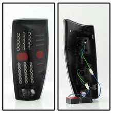 Carica l&#39;immagine nel visualizzatore di Gallery, xTune 02-06 Chevrolet Avalanche LED Tail Lights - Black Smoke (ALT-JH-CAV02-LED-BSM)