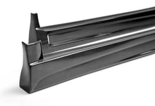 गैलरी व्यूवर में इमेज लोड करें, Seibon 06-07 Subaru WRX/STi GD Carbon Fiber Side Skirts
