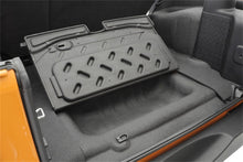 Carica l&#39;immagine nel visualizzatore di Gallery, BedRug 03-06 Jeep LJ Unlimited Rear 4pc BedTred Cargo Kit (Incl Tailgate &amp; Tub Liner)