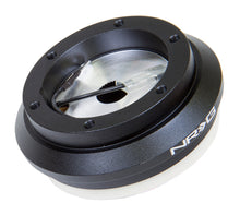 Laden Sie das Bild in den Galerie-Viewer, NRG Short Hub Adapter EK9 Civic / S2000 / Prelude