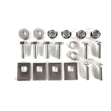 Load image into Gallery viewer, Curt 01-07 Chevy/GMC 2500HD/3500 Classic Body 6ft Box Class 3 Trailer Hitch w/2in Receiver