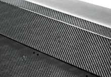 Carica l&#39;immagine nel visualizzatore di Gallery, Seibon 12-14 Mercedes C-Class OE Style Carbon Fiber Trunk