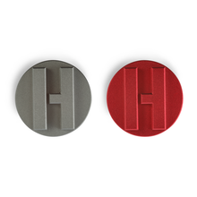 Laden Sie das Bild in den Galerie-Viewer, Mishimoto Subaru Hoonigan Oil Filler Cap - Red
