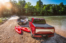 Charger l&#39;image dans la galerie, UnderCover 05-15 Toyota Tacoma 6ft Flex Bed Cover