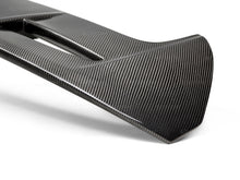 Carica l&#39;immagine nel visualizzatore di Gallery, Seibon 11-15 Ford Fiesta (Hatchback) ST-Style Carbon Fiber Rear Spoiler