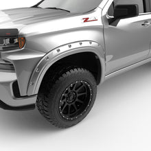 Carica l'immagine nel visualizzatore di Gallery, EGR 2019 Chevy 1500 Color Match Style Fender Flare - Set - Switchblade Silver