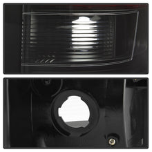 Laden Sie das Bild in den Galerie-Viewer, Spyder 07-13 Silverado (Will Not Work w/2010 921 Bulb) V3 LED Tail Lghts Blk ALT-YD-CS07V3-LBLED-BK