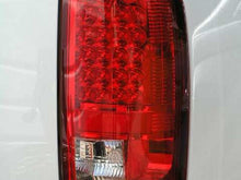 गैलरी व्यूवर में इमेज लोड करें, Spyder Dodge Ram 02-06 1500/Ram 2500/3500 03-06 LED Tail Light Red Clear ALT-YD-DRAM02-LED-RC