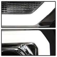 Charger l&#39;image dans la galerie, Spyder GMC Sierra 1500/2500/3500 07-13 V2 Projector Headlights - Chrome PRO-YD-GS07V2-LBDRL-C