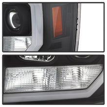 Charger l&#39;image dans la galerie, Spyder GMC Sierra 1500/2500/3500 07-13 V2 Projector Headlights- Black PRO-YD-GS07V2-LBDRL-BK