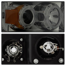 Laden Sie das Bild in den Galerie-Viewer, Spyder Dodge Ram 1500 02-05/Ram 2500 03-05 Projector Headlights LED Halo LED Smke PRO-YD-DR02-HL-SMC