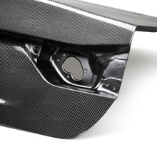 Carica l&#39;immagine nel visualizzatore di Gallery, Seibon 13-18 Lexus GS OEM Carbon Fiber Trunk Lid