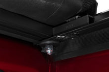 Charger l'image dans la galerie, Tonno Pro 19-22 Ford Ranger 5ft 1in Lo-Roll Tonneau Cover