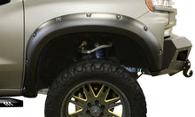 Laden Sie das Bild in den Galerie-Viewer, Lund 19-21 GM Silverado/Sierra RX-Flat Textured Elite Series Fender Flares w/Black Bolts - Black 4pc