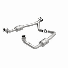 Carica l&#39;immagine nel visualizzatore di Gallery, Magnaflow Conv DF 2002 Ford E-Series Vans 5.4L