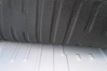Carica l&#39;immagine nel visualizzatore di Gallery, BedRug 92-14 Ford E-Series Standard VanTred - Full