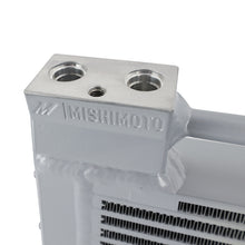 गैलरी व्यूवर में इमेज लोड करें, Mishimoto 06-10 BMW E60 M5 Oil Cooler