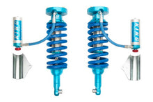 Cargar imagen en el visor de la galería, King Shocks 2016+ Nissan Titan XD Front 2.5 Dia Remote Reservoir Coilover w/Adjuster (Pair)