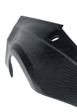 Laden Sie das Bild in den Galerie-Viewer, Seibon 02-08 Nissan 350Z Carbon Fiber Rear Fenders
