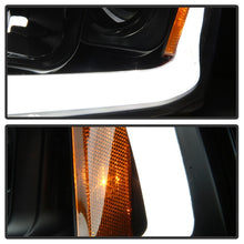 Laden Sie das Bild in den Galerie-Viewer, Spyder Dodge Charger 06-10 Projector Headlights - LED Light Bar - Black PRO-YD-DCH05V2-LB-BK