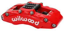 गैलरी व्यूवर में इमेज लोड करें, Wilwood Caliper - AT6 Lug Mount Red 1.75in/1.38in/1.38in Piston .75in Rotor - Right Side