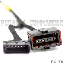 Laden Sie das Bild in den Galerie-Viewer, Pedal Commander Dodge Ram/Jeep Wrangler Throttle Controller