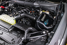 गैलरी व्यूवर में इमेज लोड करें, Volant 21-22 Ford F-150 5.0L V8 Donaldson PowerCore Closed Box Air Intake System