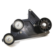 Charger l'image dans la galerie, VMP Performance 11-17 Bomber Bracket 8-Rib FEAD System (VMP/Roush)