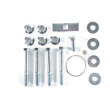 Load image into Gallery viewer, Curt 08-10 Dodge Avenger Class 2 Trailer Hitch w/1-1/4in Receiver