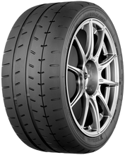 Laden Sie das Bild in den Galerie-Viewer, Yokohama Advan A052 Tire - 255/35R18 94Y