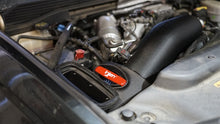 Laden Sie das Bild in den Galerie-Viewer, Injen 17-19 Chevy Silverado 2500/3500 Duramax L5P 6.6L Evolution Cold Air Intake (Oiled Filter)
