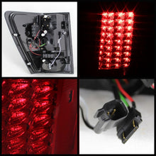 Laden Sie das Bild in den Galerie-Viewer, Spyder Jeep Grand Cherokee 07-10 LED Tail Lights Red Clear ALT-YD-JGC07-LED-RC
