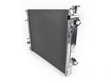 Carica l&#39;immagine nel visualizzatore di Gallery, CSF 2016+ 3.5L and 2.7L 05-15 4.0L and 2.7L Toyota Tacoma Radiator