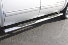 Laden Sie das Bild in den Galerie-Viewer, Lund 10-17 Dodge Ram 2500 Crew Cab 4in. Oval Straight SS Nerf Bars - Polished