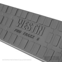 Cargar imagen en el visor de la galería, Westin 19-22 RAM 1500 Quad Cab (Excl. Classic) PRO TRAXX 6 Oval Nerf Step Bars - SS
