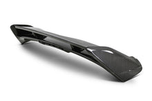 Charger l&#39;image dans la galerie, Seibon 2015-2017 Ford Focus ST/RS Hatchback Carbon Fiber Rear Spoiler (3rd Brake Light Not Included)