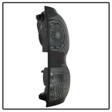 Cargar imagen en el visor de la galería, Spyder Toyota Tundra 07-13 LED Tail lights Black Smoke ALT-YD-TTU07-LED-BSM