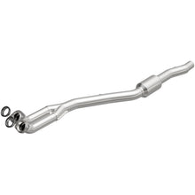 Carica l&#39;immagine nel visualizzatore di Gallery, MagnaFlow Conv DF 97-98 BMW 540i 4.4L / 740I 4.4L / 96-98 740IL 4.4L P/S