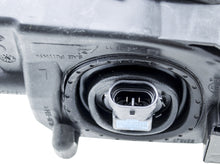 Cargar imagen en el visor de la galería, Hella 03-06 Mercedes E320 Sedan OE Replacement Fog Light Assembly - Left