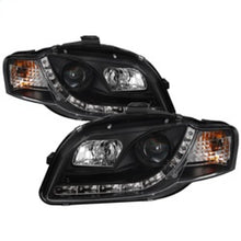 Charger l&#39;image dans la galerie, Spyder Audi A4 06-08 Projector Headlights Halogen Model Only - DRL Black PRO-YD-AA405-DRL-BK
