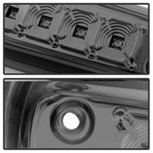 गैलरी व्यूवर में इमेज लोड करें, xTune Chevy Silverado 07-13 / GMC Sierra 07-13 LED 3RD Brake Light - Chrome BKL-CSIL07-LED-C
