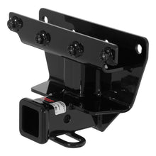 Load image into Gallery viewer, Curt 06-09 Jeep Commander Class 3 Trailer Hitch w/2in Receiver