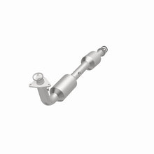 Laden Sie das Bild in den Galerie-Viewer, MagnaFlow Conv DF 07-09 Toyota Tundra/Sequoia V8 4.7L