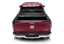 Charger l&#39;image dans la galerie, UnderCover 09-18 Ram 1500 (w/o Rambox) (19-20 Classic) 5.7ft Armor Flex Bed Cover - Black Textured