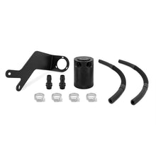 Carica l&#39;immagine nel visualizzatore di Gallery, Mishimoto 2018+ Subaru Crosstrek Baffled Oil Catch Can Kit - Black